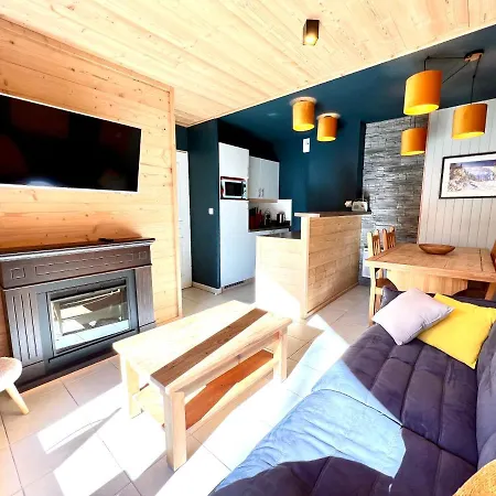 Centre Station 1800 - Dernier Etage Renove - 2 6 Personnes - Skis Aux Pieds *